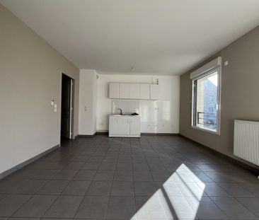 Location Appartement 3 pièces 57m² HONFLEUR 14600 - Photo 3