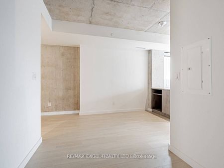For Lease - 246 Logan Avenue Unit# 408, Toronto, Ontario - Photo 3