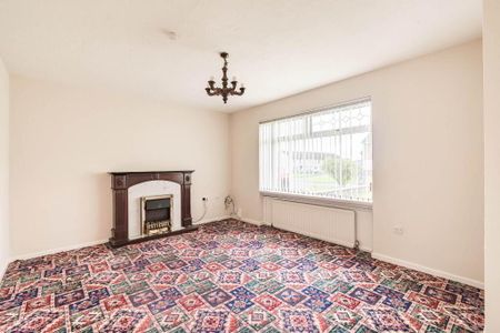 59 Rathvarna Drive, Lisburn, BT28 2UB - Photo 2