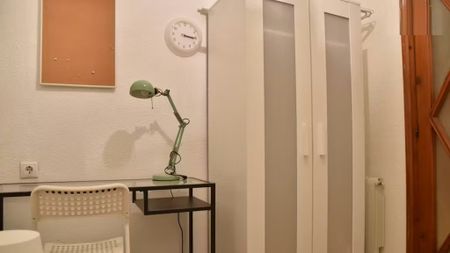 Gran Via de Ramón y Cajal, Valencia, Valencian Community 46007 - Photo 3