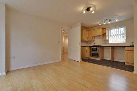 2 bedroom flat to rent - Photo 4