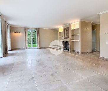 Beautiful detached villa with 4 bedrooms and pool - Photo 2