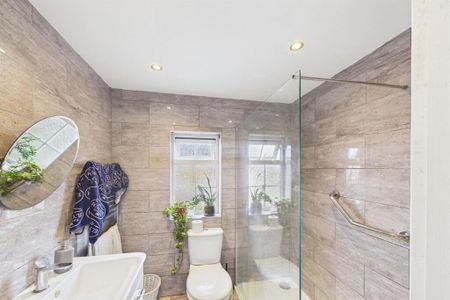 46a Strathearn Court, Holywood, BT18 9NR - Photo 4