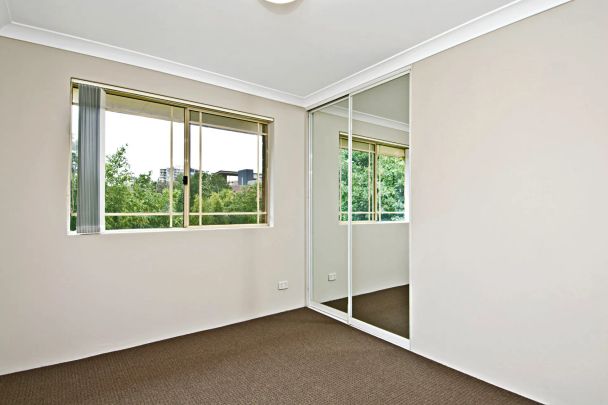 Great Location, Great Value! - Photo 1