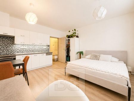 Pronájem bytu 1+kk 26 m2 - Фото 4