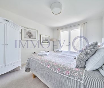 PRESTIGIOUS WITH POOL AND PANORAMIC VIEW - FURNISHED - Photo 3