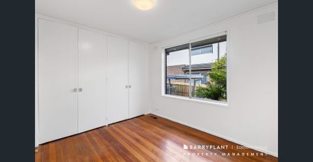 Comfort, Space & Convenience in the Heart of Bulleen - Photo 5