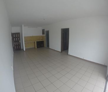 Location Appartement 2 pièces 46m² CAYENNE 97300 - Photo 1