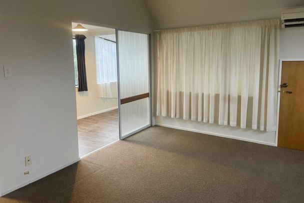 Awapuni - 3 bedrooms - Photo 1