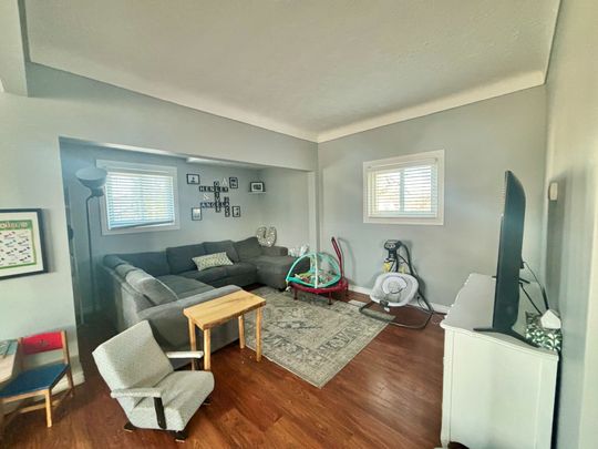 For Lease - 236 Beaver Street, Thorold, Ontario - Photo 1