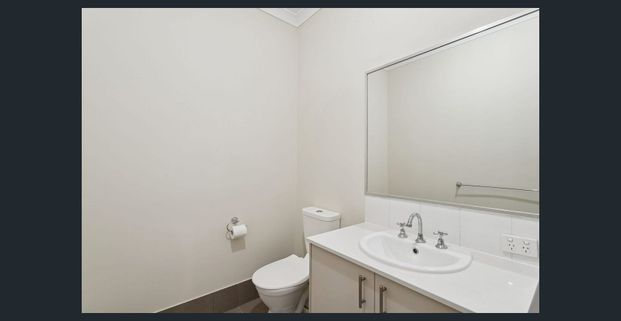 Modern 3-Bedroom Family Home in a Prime Butler Location - 31 Hollyford Parade - Photo 1