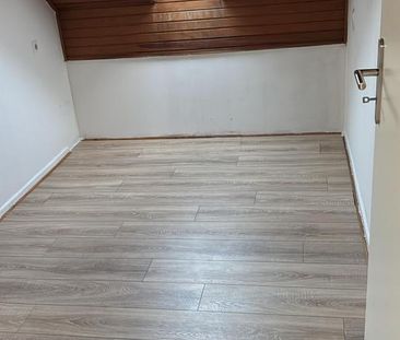 Dachgeschosswohnung (2,5 Zimmer) zu vermieten - Foto 4