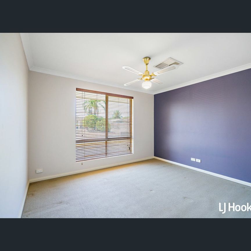 11 Bounty Court, Port Kennedy, WA 6172 - Photo 1