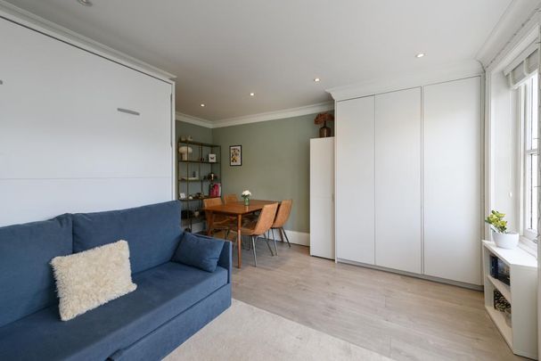 Studio to rent - Photo 1