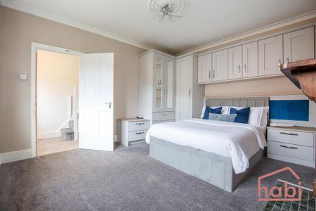 4 bedroom end of terrace house to rent - Photo 3