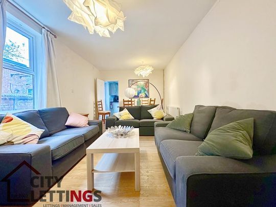 6 bedroom end of terrace house to rent - Photo 1