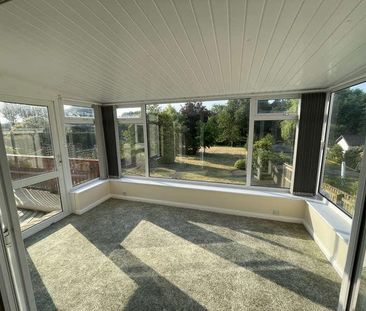 Philip Avenue, Sticklepath, Barnstaple, EX31 - Photo 2