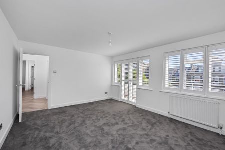 3 bedroom flat to rent - Photo 5