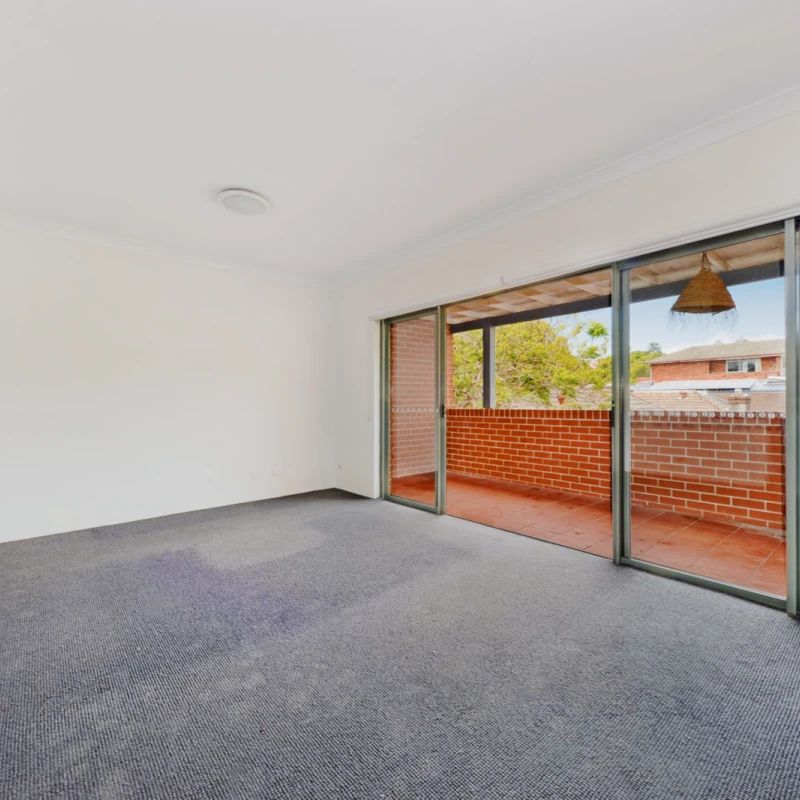 1Bedrooms, 1Bathrooms - Photo 1