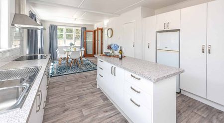 GONVILLE - 2 BEDROOMS - Photo 2