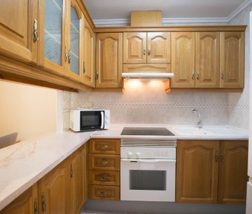 Apartamento de alquiler en Avenida Costa Blanca, 10, Los Arenales d... - Photo 4