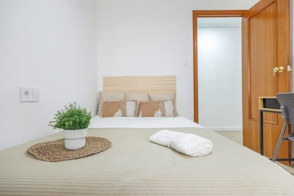 Calle Málaga, Valencia, Valencian Community 46009 - Photo 1