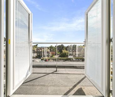 1 bedroom penthouse to rent - Photo 3