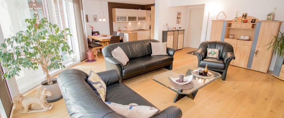 Helle Wohnung für 1-2 Personen, Homeoffice, Tiefgarage, Sackgasse - Foto 1