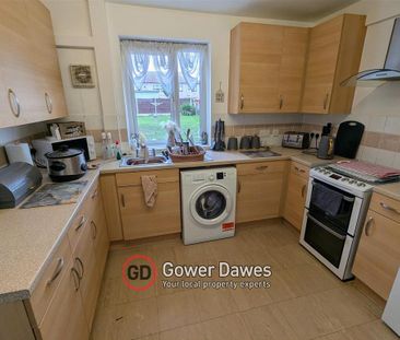 3 bedroom semi-detached house to rent - Photo 5