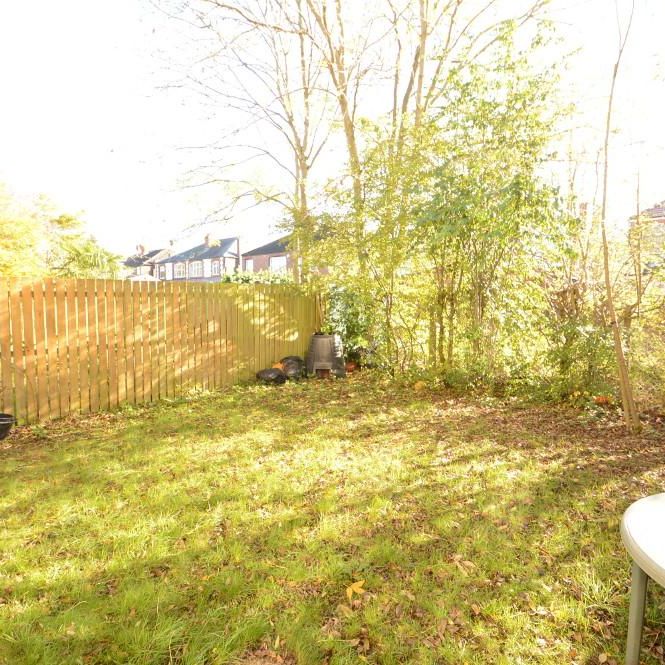 4 bedroom semi-detached house to rent - Photo 1