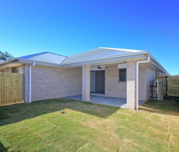 Modern 1 Bedroom Home with Air Conditioning, Alfresco Area & Pet-Fr... - Photo 6