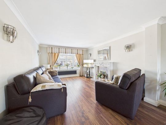 3 bedroom property to rent - Photo 1