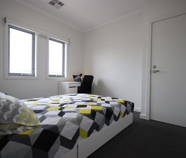 6-bedroom shared house / townhouse, Fifth Street - Photo 5