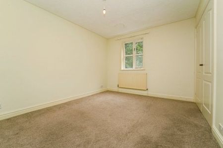 Lansdowne Court, Evesham, WR11 - Photo 3