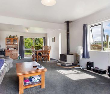 Excellent Location - Photo 6