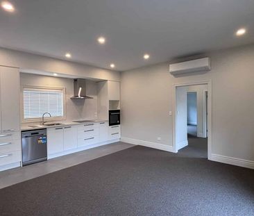 172 Kilmore Street - Photo 3