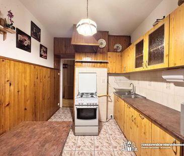 2 pokoje z balkonem na os.Kmity, dostępne od zaraz - Photo 6