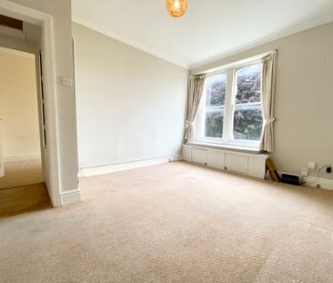 2 Bedroom - Photo 2