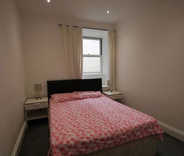 Union Street Flat, Dundee - Photo 1