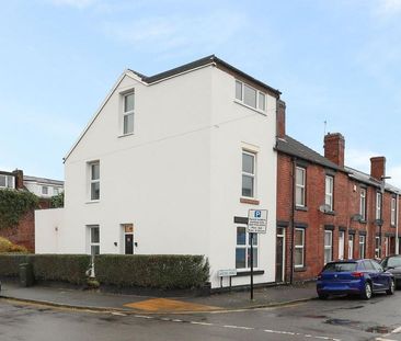 3 bedroom end of terrace house to rent - Photo 6