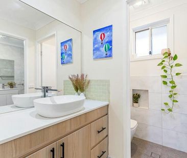 31b Reynolds Street, Old Toongabbie NSW 2146 - House For Rent | Domain - Photo 5