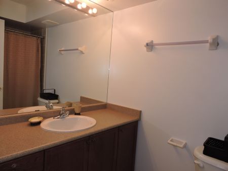 For Lease - 3441 Southwick Street, Mississauga, Ontario - Photo 4