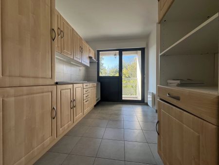 Location Appartement 3 pièces 70 m2 à Fontenay-Trésigny - Photo 5