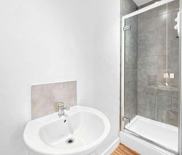 City Road, Roath, Cardiff, CF24 - Photo 4