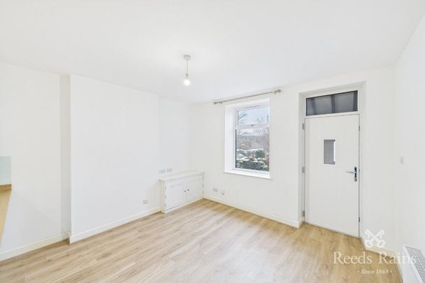 2 bedroom terraced house to rent - Photo 1