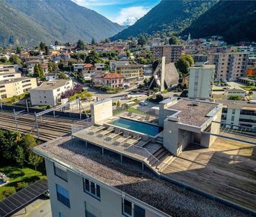 2,5 locali moderno con piscina e vista Alpi - Arbedo - Photo 5
