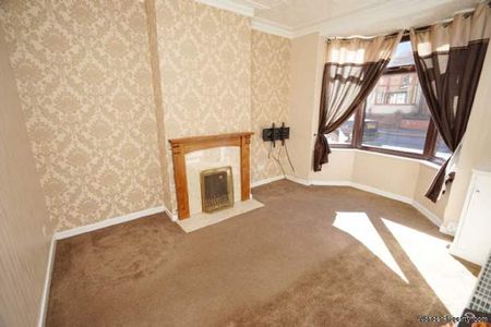 3 bedroom property to rent in Bolton - Photo 4