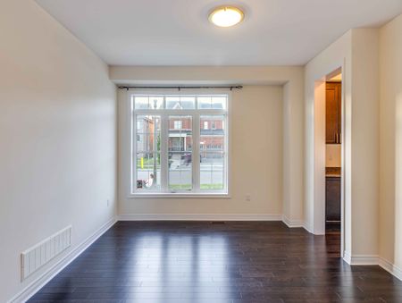 For Lease - 200 Harcourt Crescent, Woodstock, Ontario - Photo 2