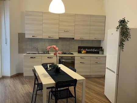 Via Caraglio, Turin, Piedmont 10141 - Foto 5