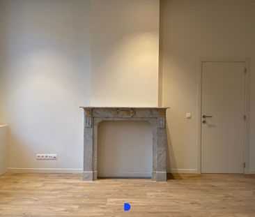 Ruim appartement in het centrum van Kortrijk! - Photo 1